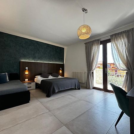Villa Elena Desenzano del Garda Luaran gambar