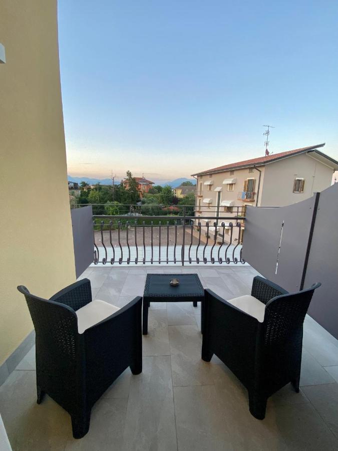 Villa Elena Desenzano del Garda Luaran gambar