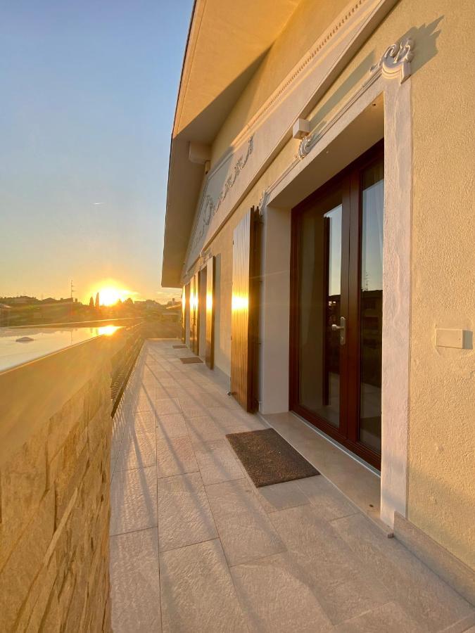 Villa Elena Desenzano del Garda Luaran gambar