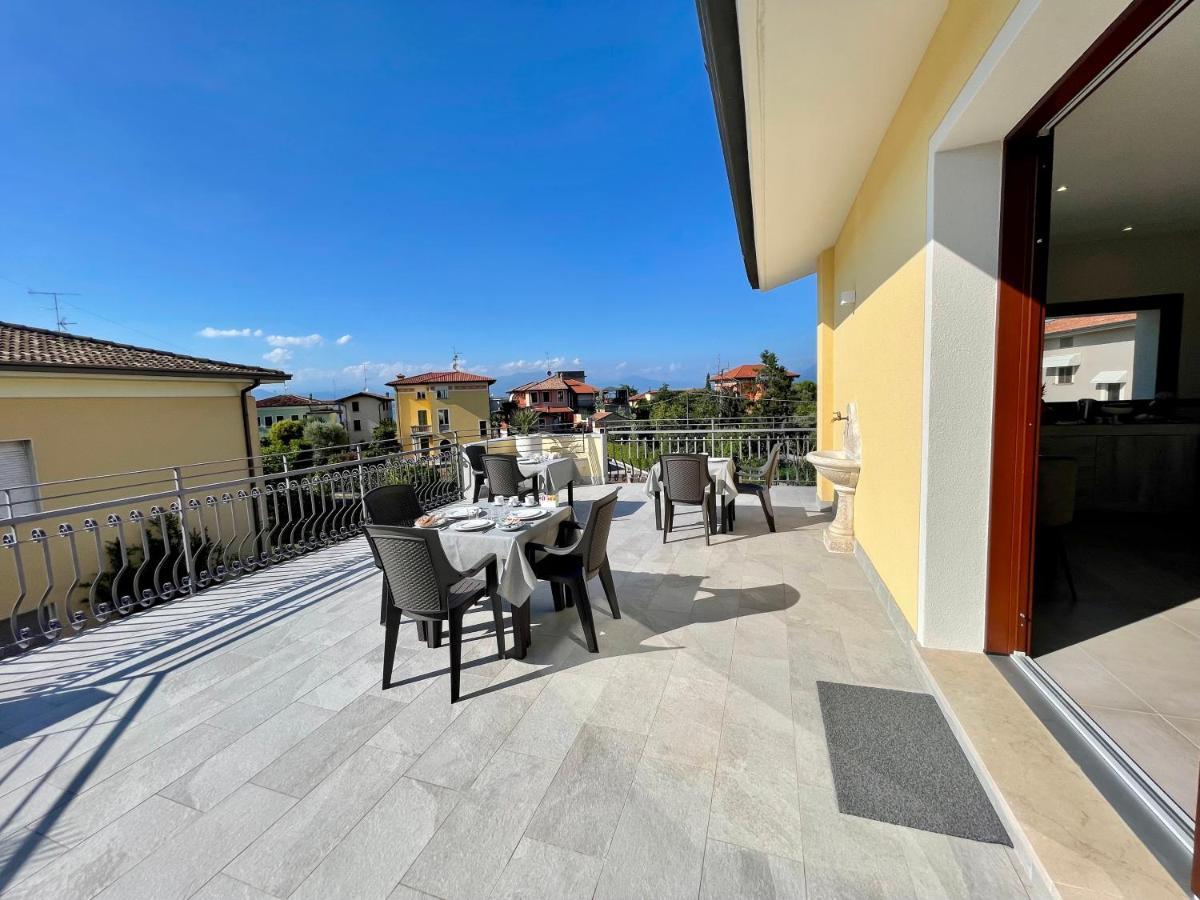 Villa Elena Desenzano del Garda Luaran gambar